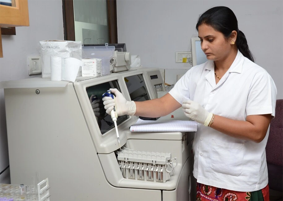 diagnostics-lab-img